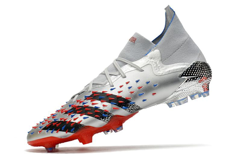 Chuteira adidas Predator Freak .1 Campo