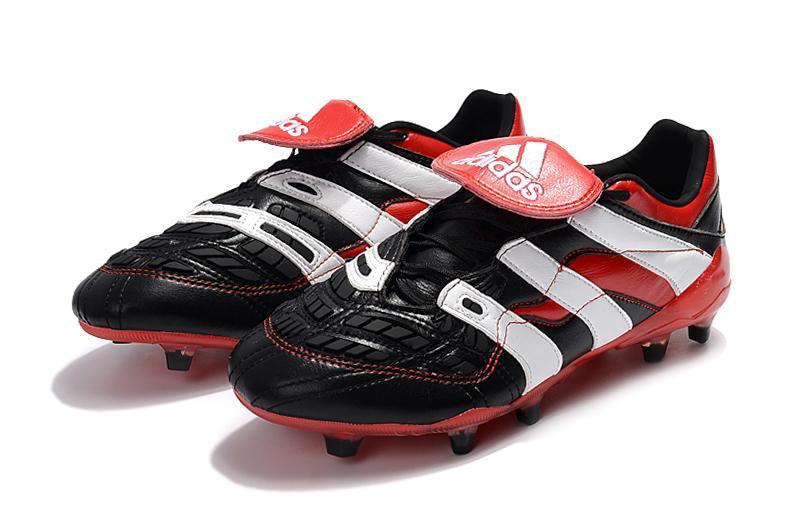 Chuteira Adidas Predator Accelerator Campo