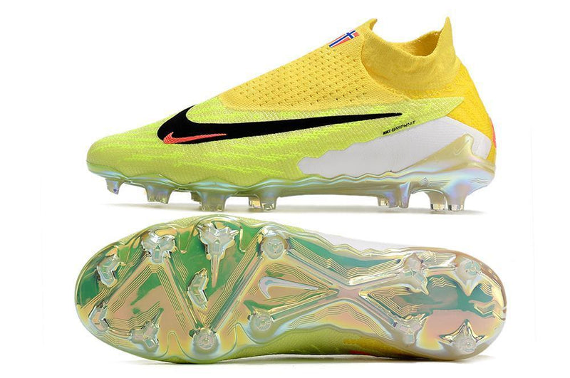 Chuteira Nike Phantom GX Elite FG Campo