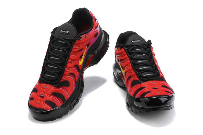 Air Max Plus TN x Supreme University Red