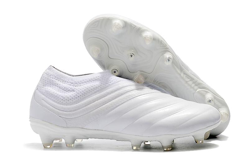 Chuteira Adidas Copa 19+ Campo