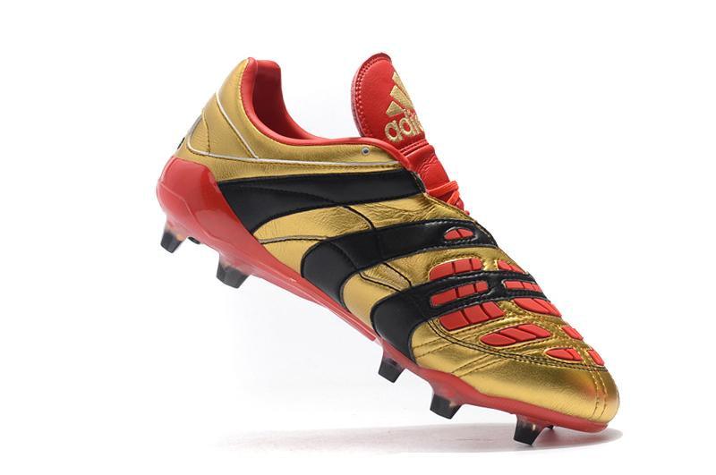 Chuteira Adidas Predator Accelerator Campo