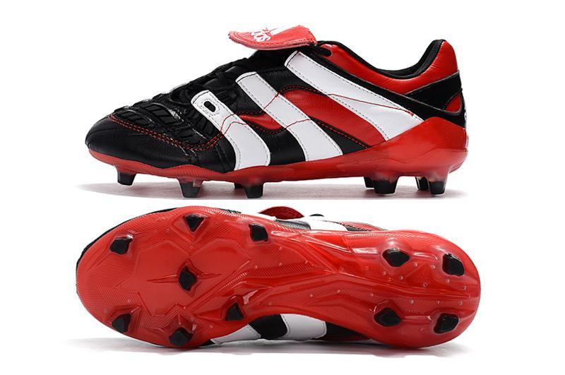 Chuteira Adidas Predator Accelerator Campo