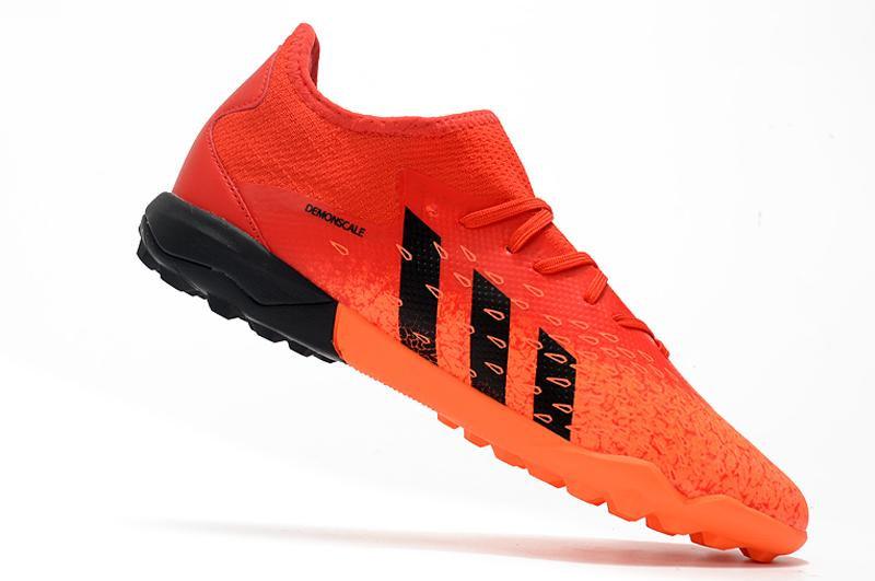 Chuteira adidas Predator Freak .3 Society