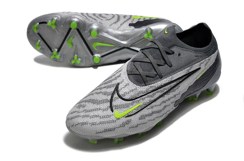 Chuteira Nike Phantom GX Low Elite FG Campo