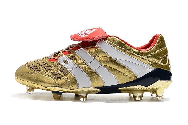 Chuteira Adidas Predator Accelerator Campo