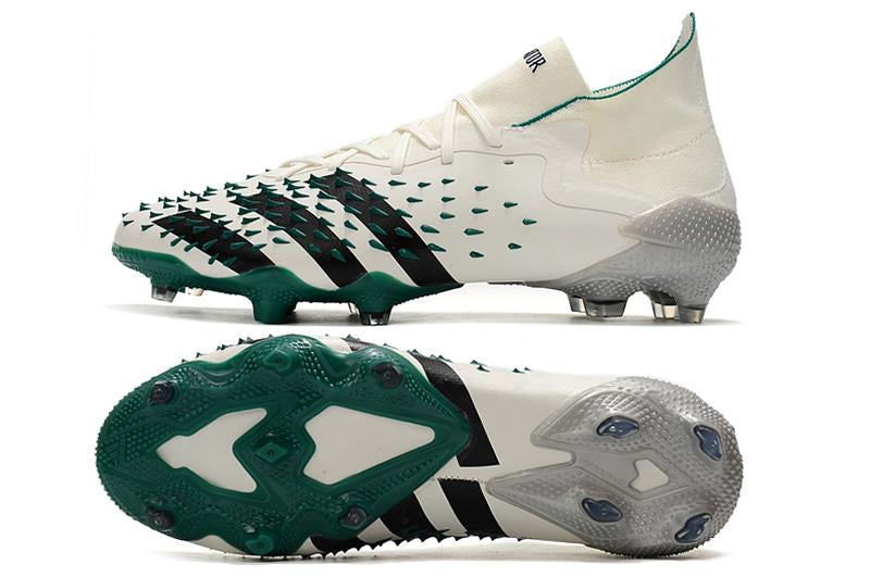 Chuteira adidas Predator Freak .1 Campo