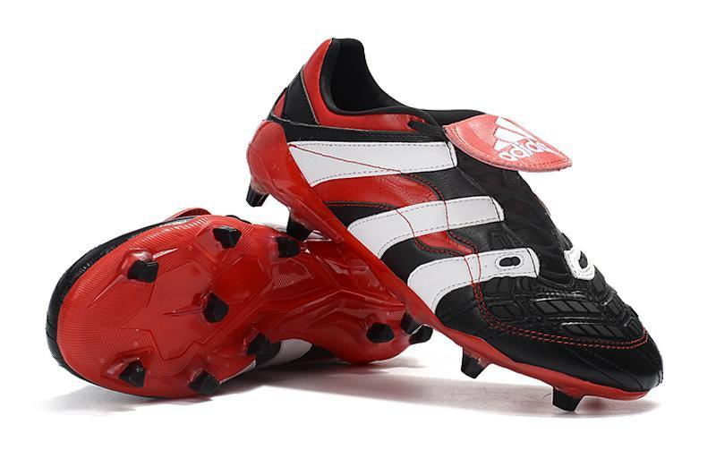 Chuteira Adidas Predator Accelerator Campo