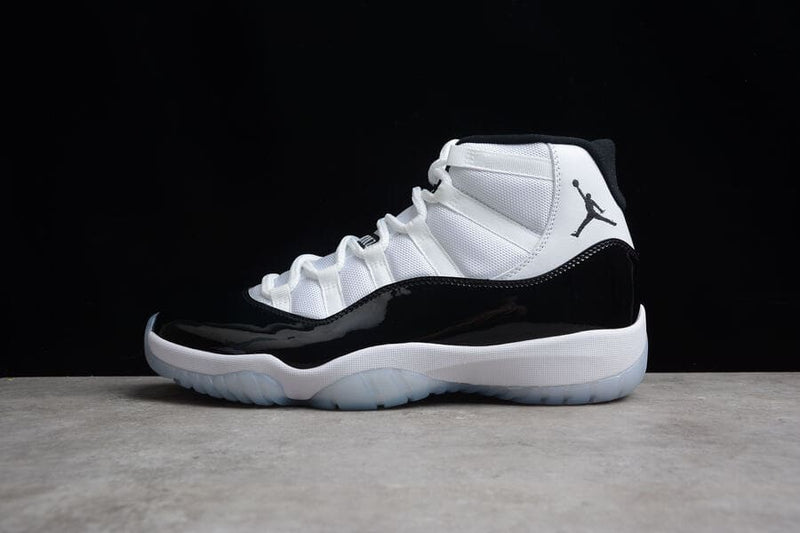 Air Jordan 11 Concord