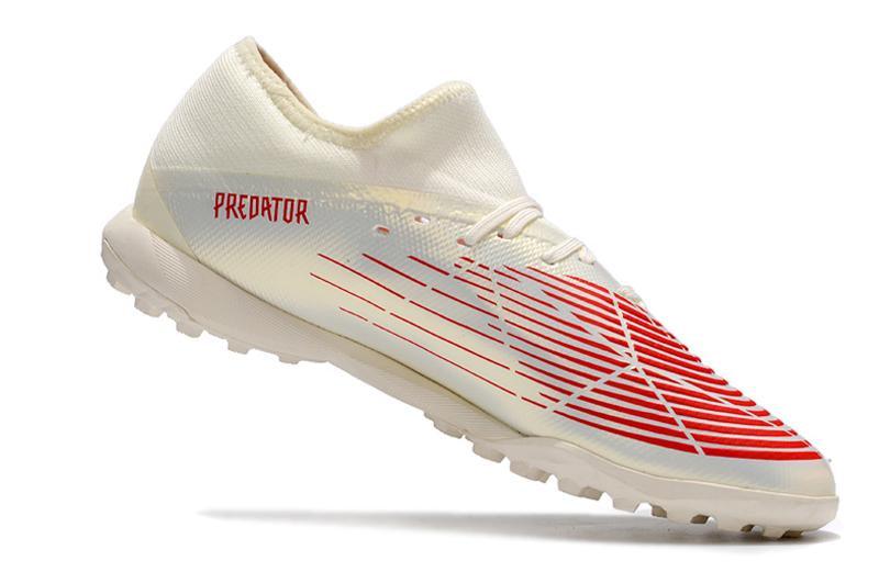 Chuteira adidas Predator Edge 3 low Society