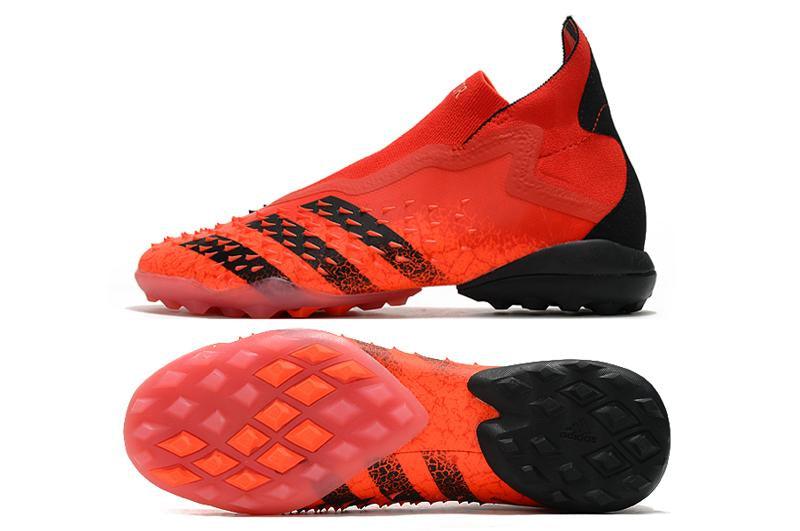 Chuteira adidas Predator Freak .1 Society