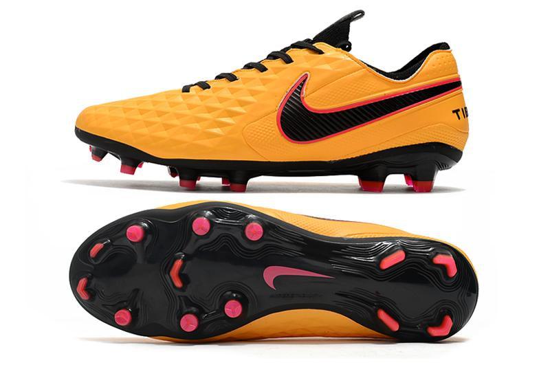 Chuteira Nike Tiempo Legend 8 Elite Campo