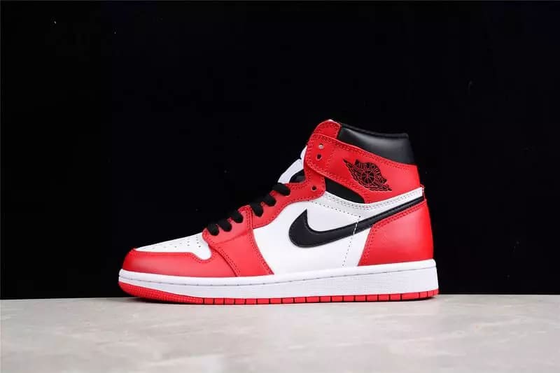 Air Jordan 1 High Chicago