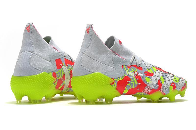 Chuteira adidas Predator Freak .1 Campo