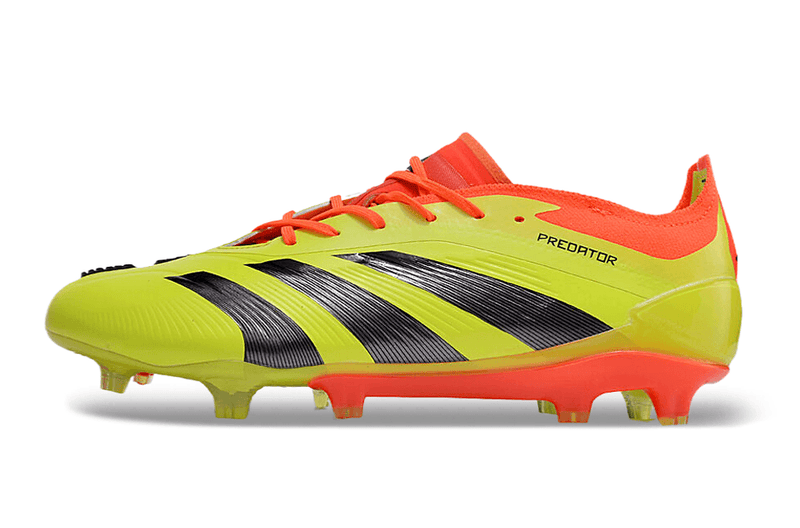 Chuteira Adidas Predator Campo