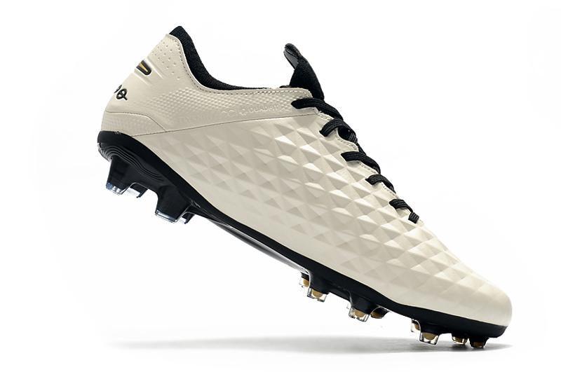 Chuteira Nike Tiempo Legend 8 Elite Campo