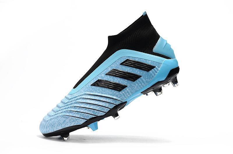 Chuteira adidas Predator 19 Campo