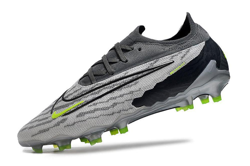 Chuteira Nike Phantom GX Low Elite FG Campo