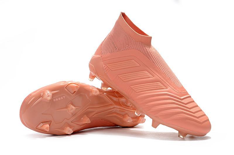 Chuteira adidas Predator 18+ Campo