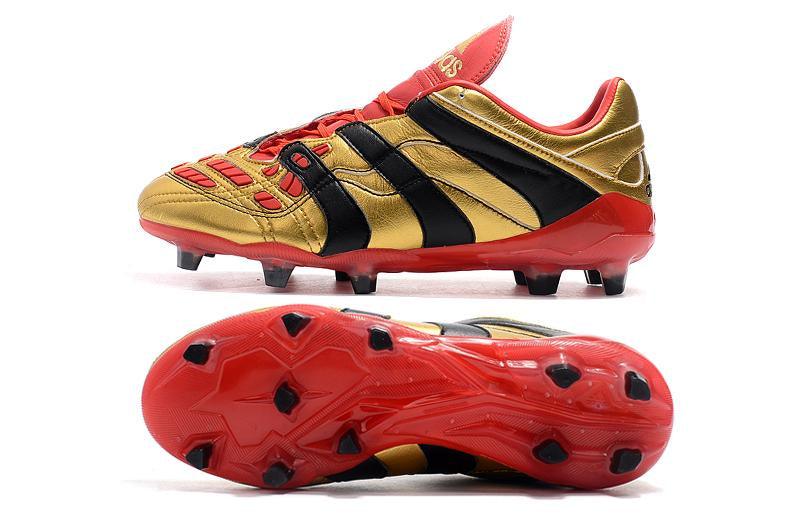 Chuteira Adidas Predator Accelerator Campo