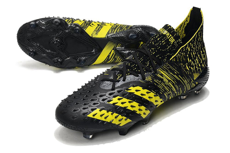 Chuteira adidas Predator Freak .1 Campo