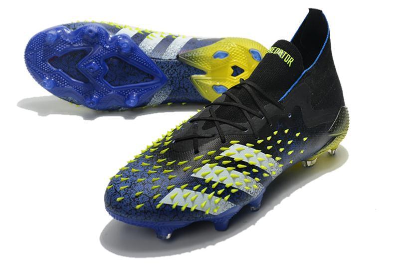 Chuteira adidas Predator Freak .1 Campo