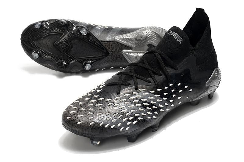 Chuteira adidas Predator Freak .1 Campo