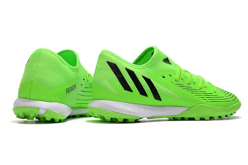 Chuteira adidas Predator Edge 3 low Society