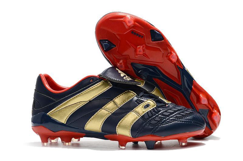 Chuteira Adidas Predator Accelerator Campo