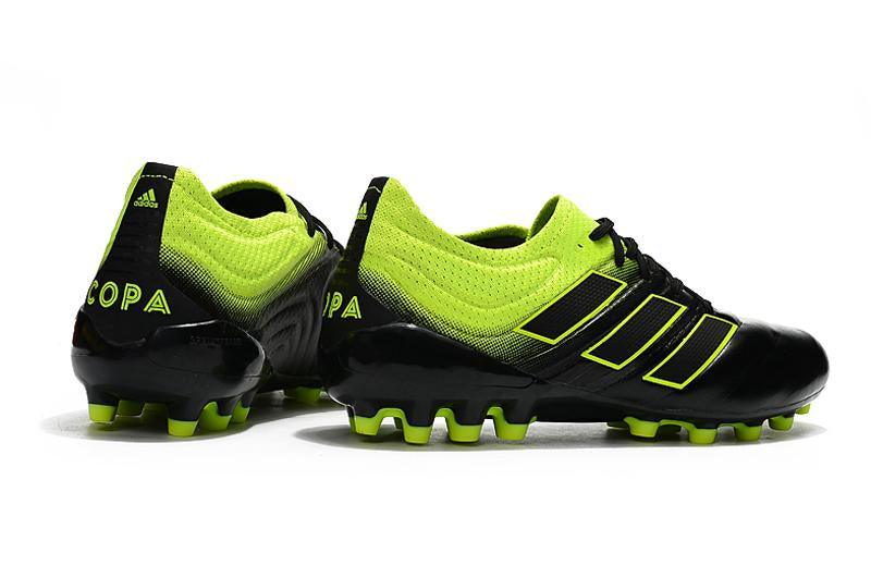 Chuteira Adidas Copa 19.1 Campo