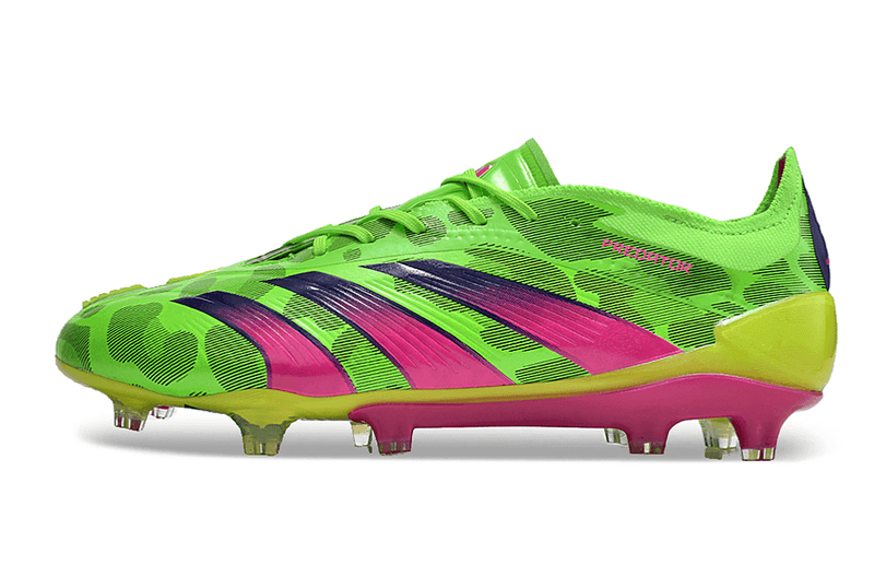 Chuteira Adidas Predator Campo