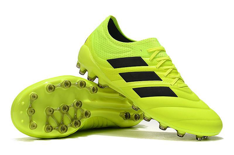 Chuteira Adidas Copa 19.1 Campo