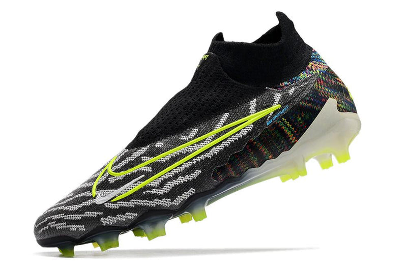 Chuteira Nike Phantom GX Elite FG Campo