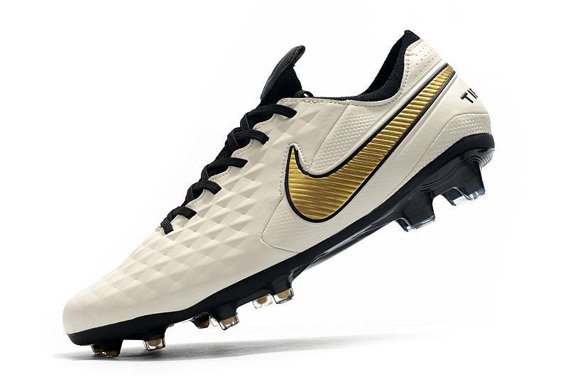 Chuteira Nike Tiempo Legend 8 Elite Campo