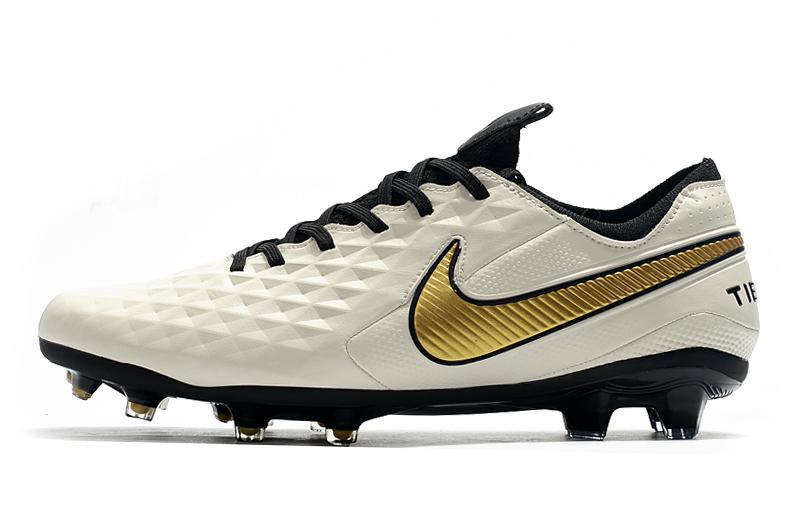 Chuteira Nike Tiempo Legend 8 Elite Campo