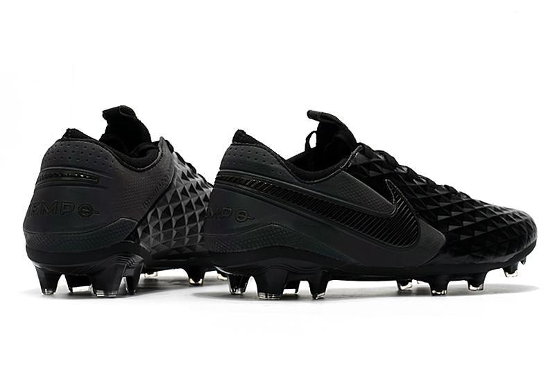 Chuteira Nike Tiempo Legend 8 Elite Campo