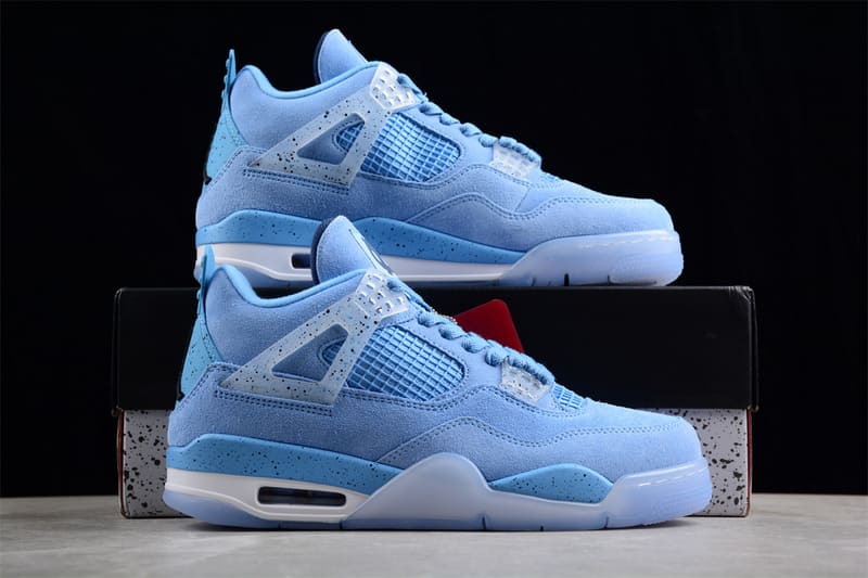 Air Jordan 4 Retro 'UNC' PE