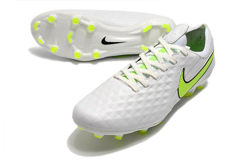 Chuteira Nike Tiempo Legend 8 Elite Campo