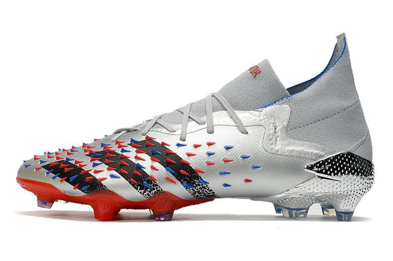 Chuteira adidas Predator Freak .1 Campo