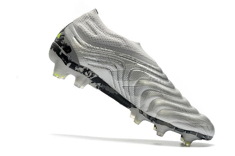 Chuteira Adidas Copa 20 Campo