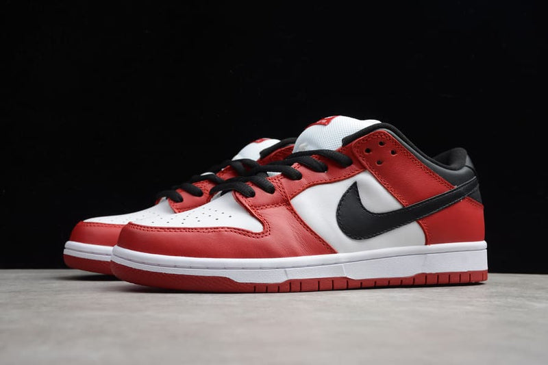 Nike SB Dunk Low Chicago