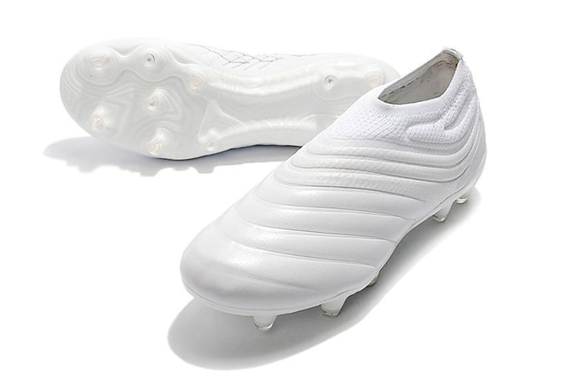 Chuteira Adidas Copa 19+ Campo