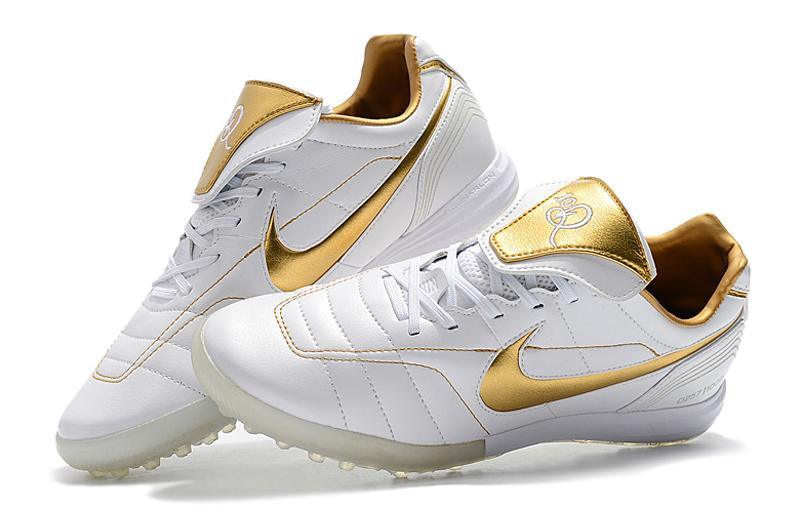 Chuteira Nike Tiempo Legend 7 R10 Elite Society