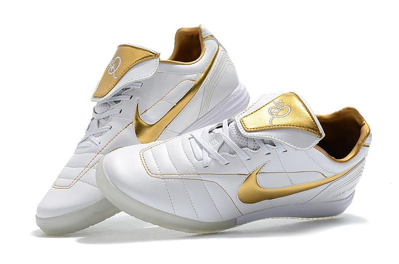 Chuteira Nike Tiempo Legend 7 R10 Elite Futsal