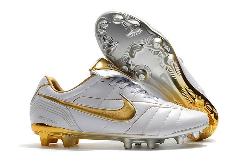 Chuteira Nike Tiempo Legend 7 R10 Elite Campo