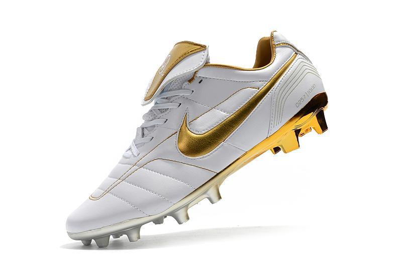 Chuteira Nike Tiempo Legend 7 R10 Elite Campo