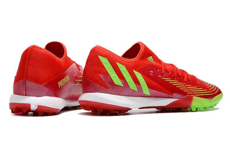 Chuteira adidas Predator Edge 3 low Society