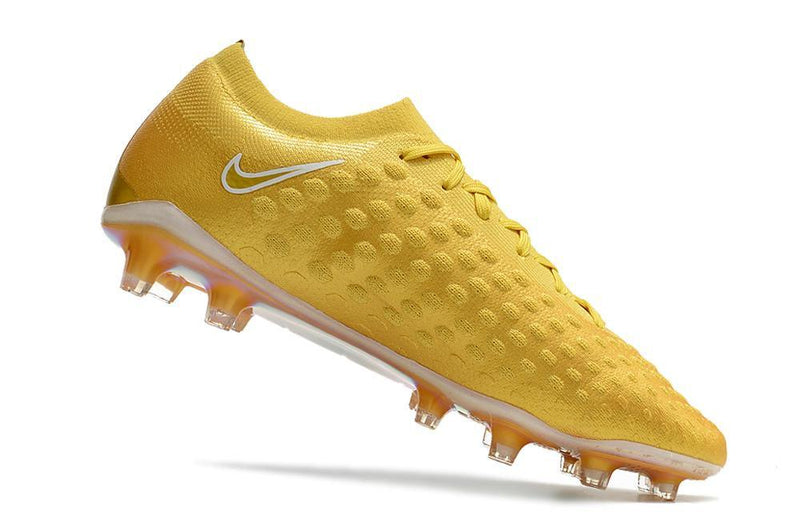 Chuteira Nike Phantom Ultra Venom Campo