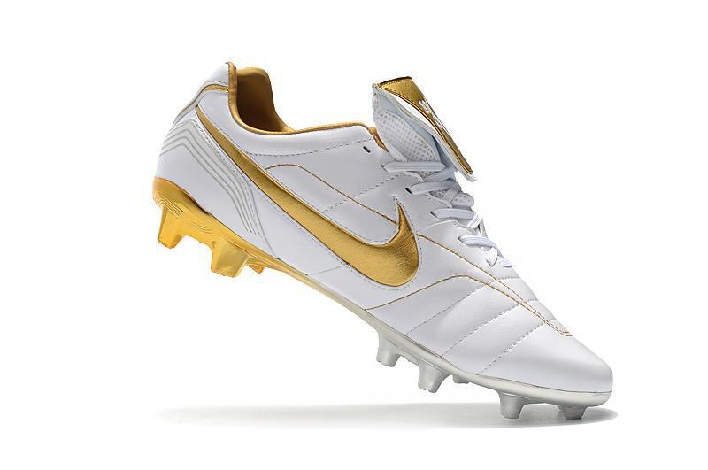 Chuteira Nike Tiempo Legend 7 R10 Elite Campo