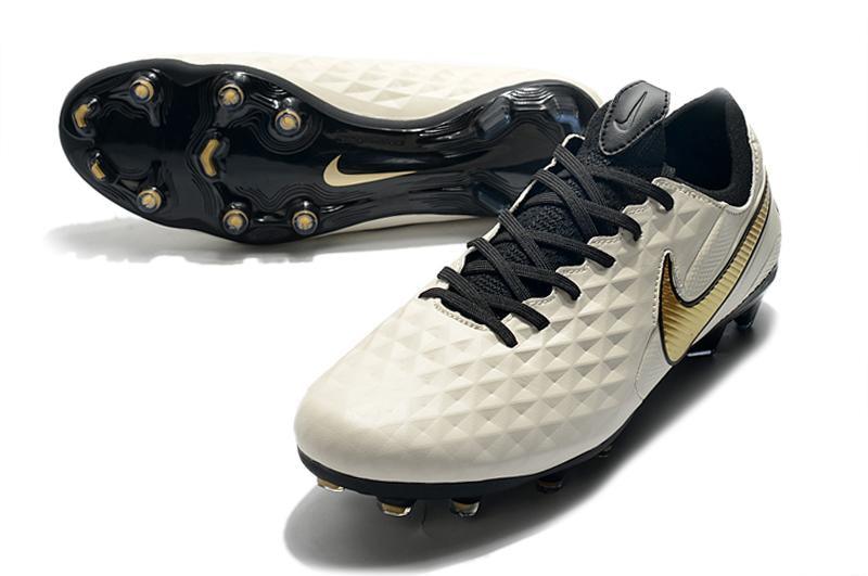 Chuteira Nike Tiempo Legend 8 Elite Campo